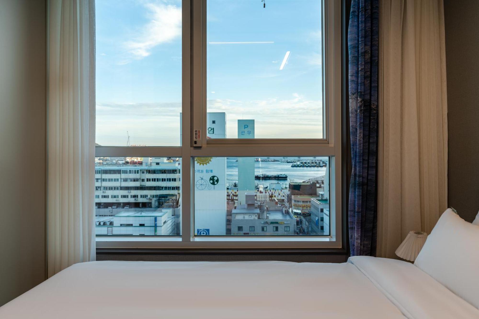 Radiant Nampo Hotel Busan Bagian luar foto