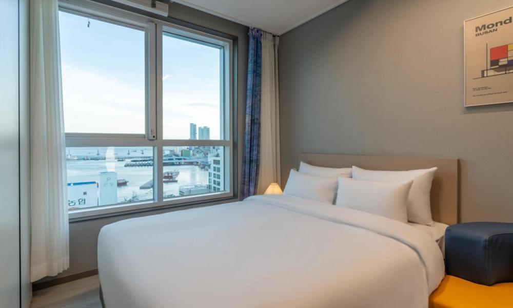 Radiant Nampo Hotel Busan Bagian luar foto